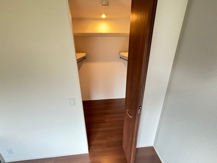 物件内観写真14　(収納)