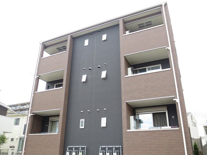 物件外観写真3　(外観写真)