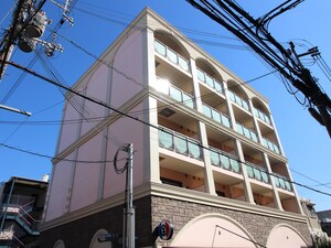 Lａ　Ｖａｌｓｅ（ﾗ･ｳﾞｧﾙｽ）外観写真