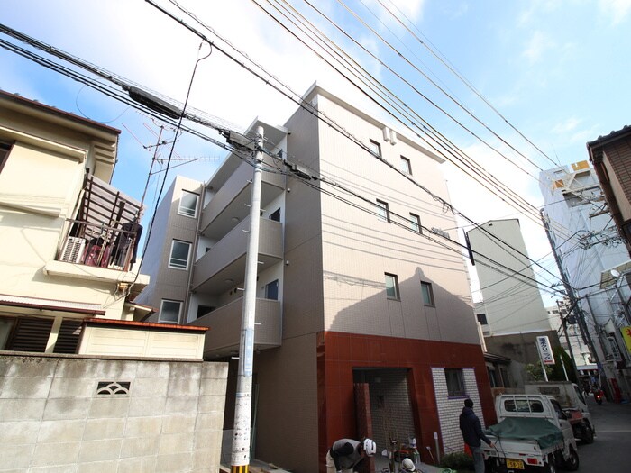 物件外観写真4　(駐車場)