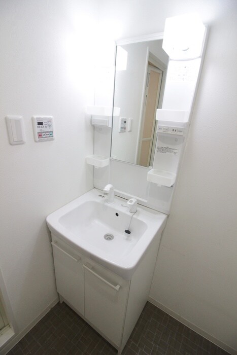 物件内観写真10　(洗面)