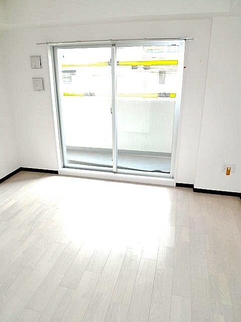 物件内観写真14　(居室)