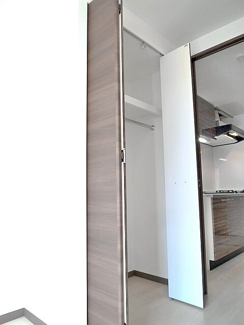 物件内観写真15　(収納)