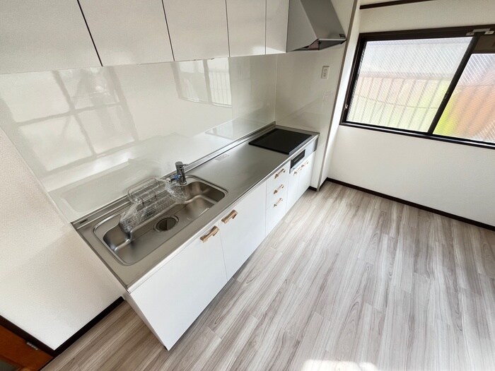 物件内観写真8　(キッチン)