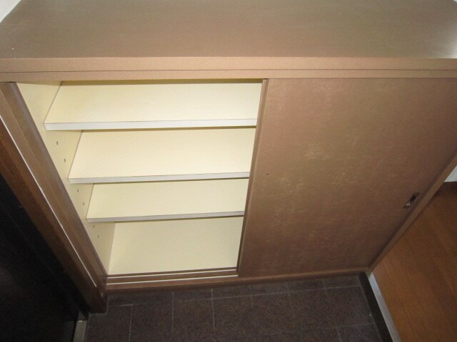 物件内観写真14　(靴箱)