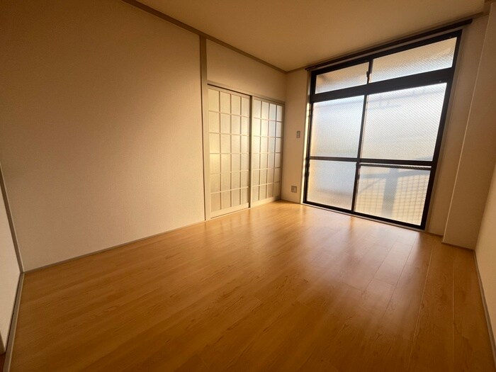 物件内観写真14　(居室)