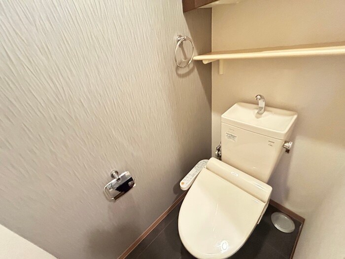 物件内観写真12　(トイレ)