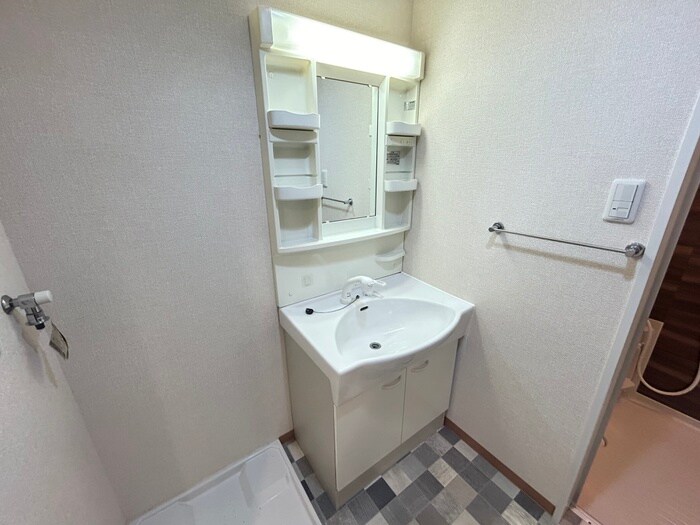 物件内観写真13　(洗面)