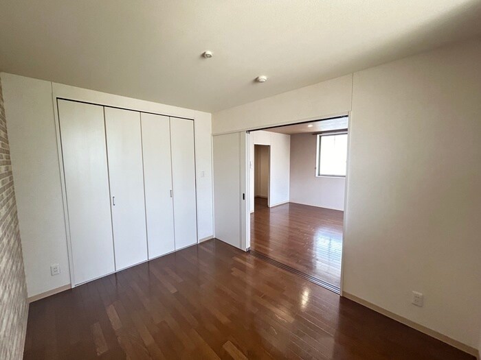 物件内観写真19　(居室)