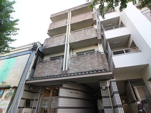 クロスフィールド下鴨外観写真
