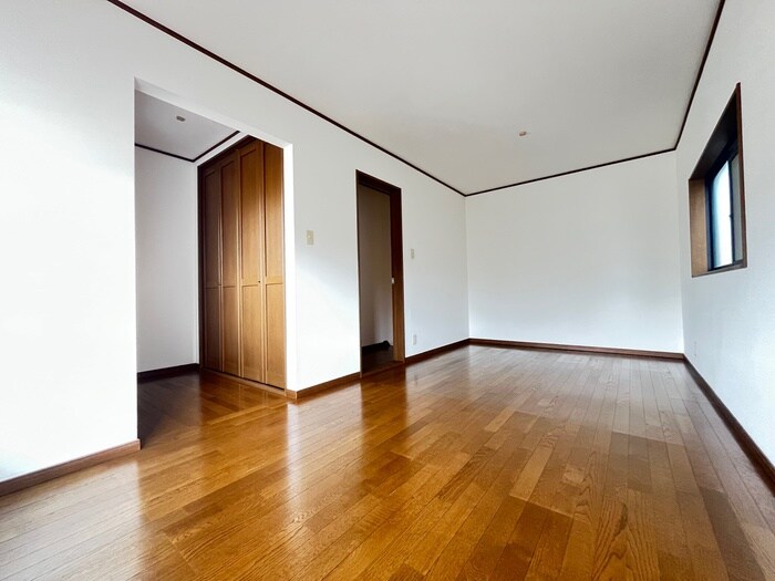 物件内観写真16　(居室)