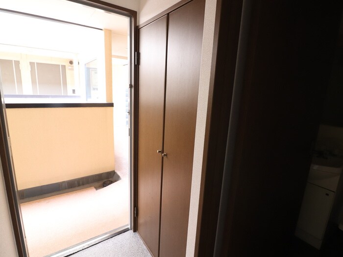 物件内観写真14　(収納)