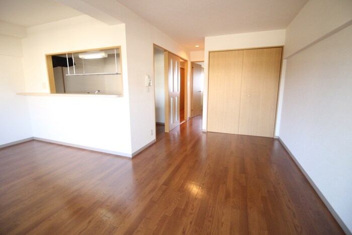 物件内観写真8　(居室)