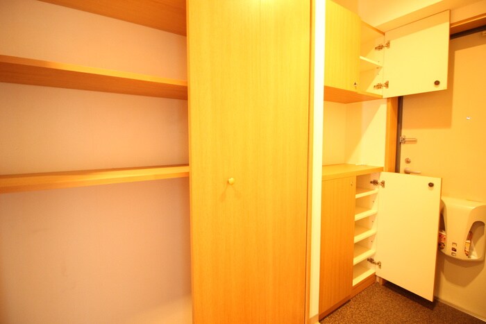 物件内観写真20　(靴箱)