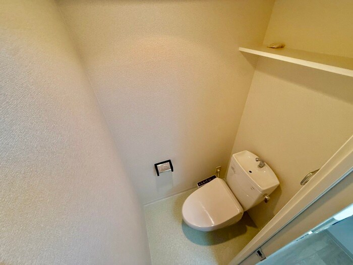 物件内観写真11　(トイレ)