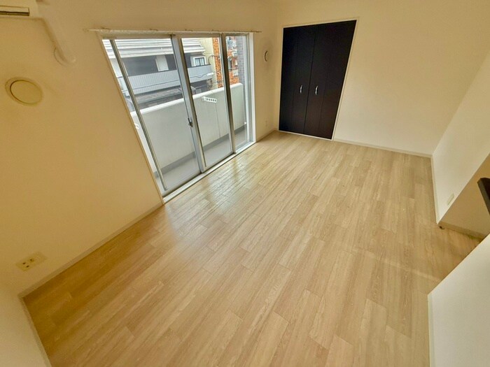 物件内観写真14　(居室)