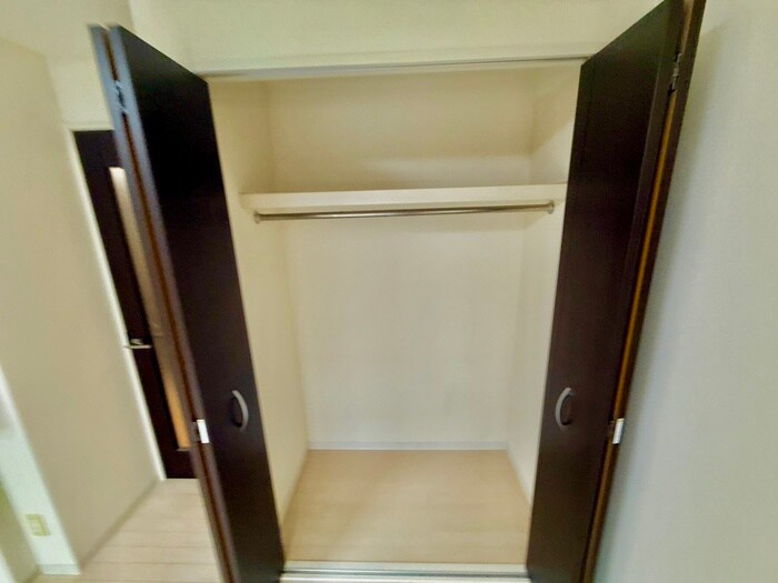物件内観写真16　(収納)