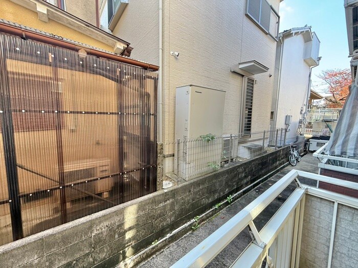 物件内観写真22　(室内からの展望)