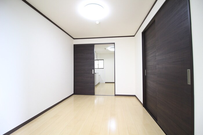 物件内観写真5　(居室)