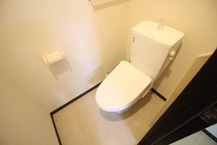 物件内観写真11　(トイレ)
