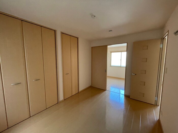 物件内観写真10　(居室)