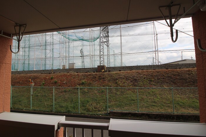 物件内観写真16　(室内からの展望)