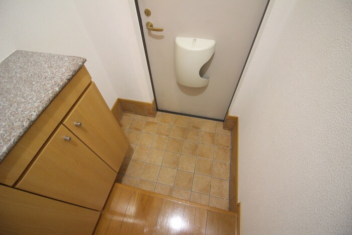 物件内観写真21　(玄関)