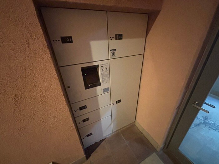 物件外観写真4　(建物設備)