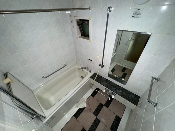 物件内観写真12　(バス／シャワールーム等)