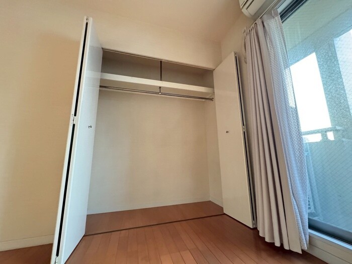 物件内観写真15　(収納)