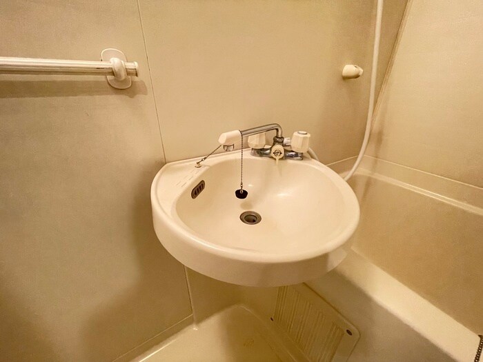 物件内観写真11　(洗面)