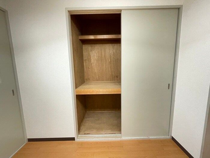 物件内観写真14　(収納)