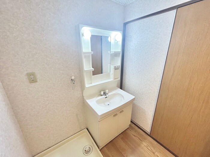 物件内観写真12　(洗面)