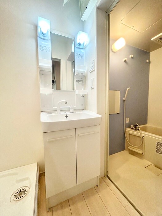 物件内観写真8　(洗面)