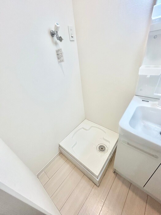 物件内観写真11　(洗濯機置場)