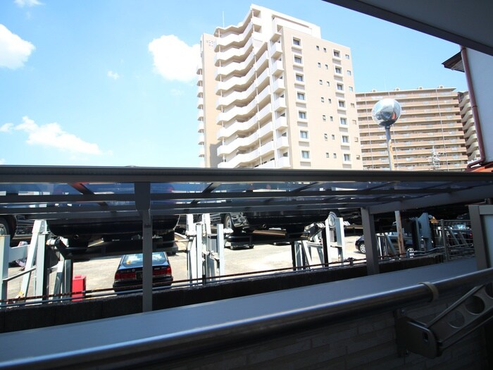 物件内観写真19　(室内からの展望)