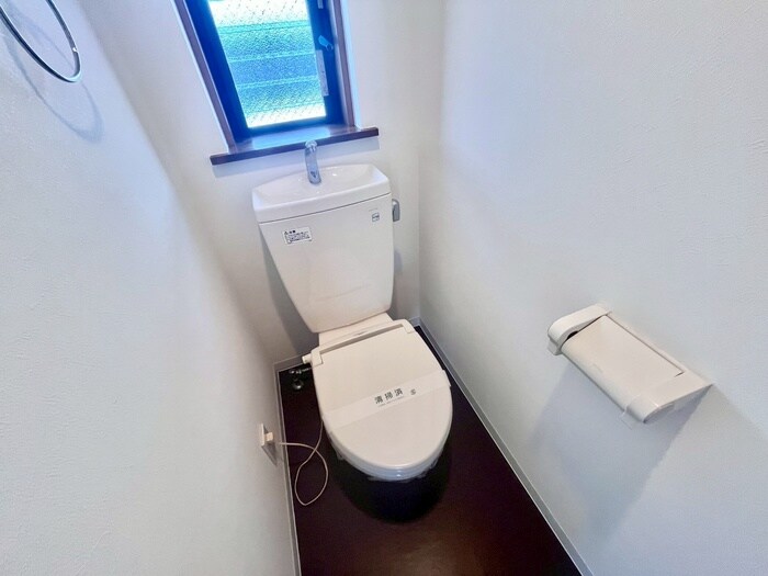 物件内観写真12　(トイレ)