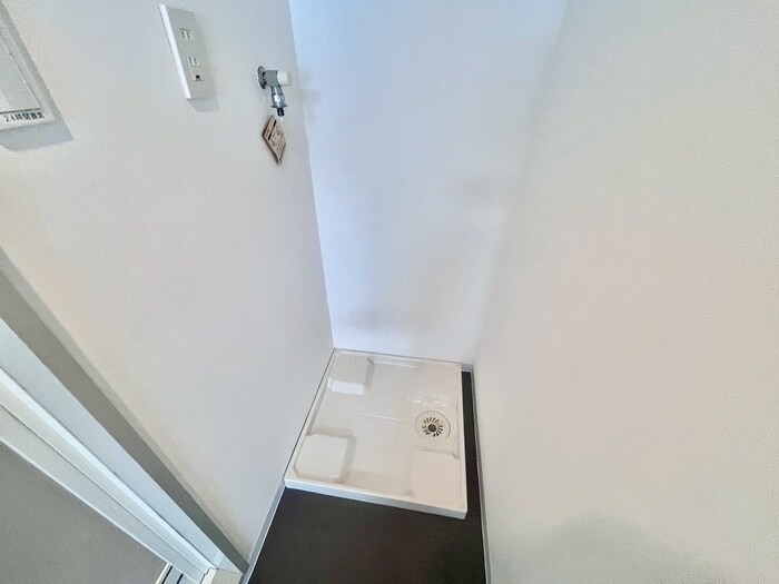 物件内観写真13　(洗濯機置場)