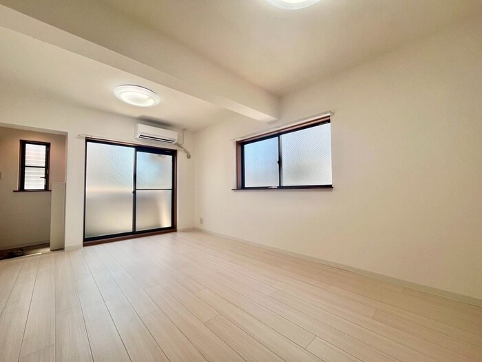 物件内観写真15　(居室)