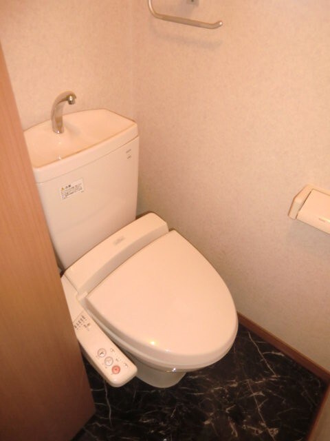 物件内観写真15　(トイレ)