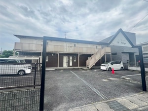 ラ・ネージュ外観写真