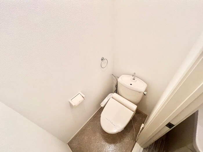 物件内観写真10　(トイレ)