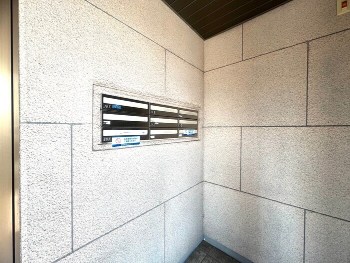 物件外観写真4　(建物設備)