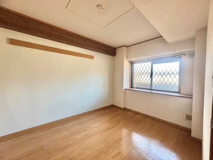 物件内観写真16　(居室)