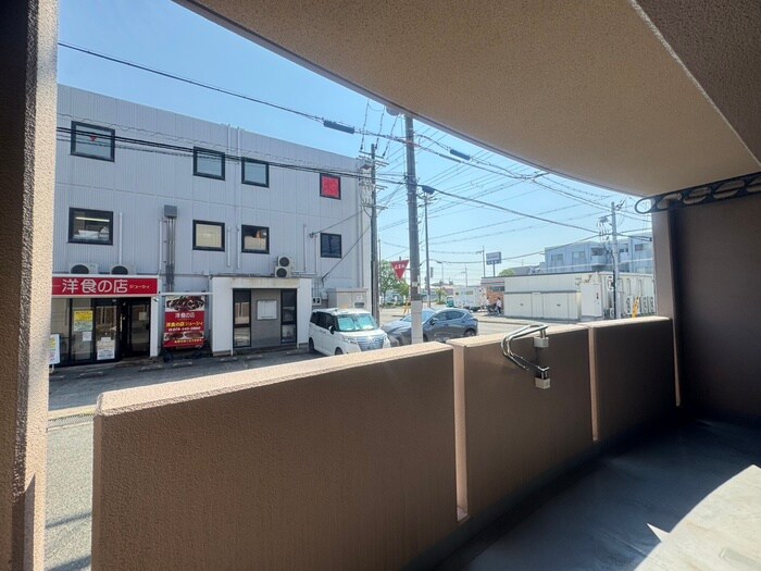 物件内観写真22　(室内からの展望)