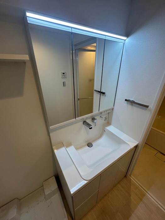 物件内観写真11　(洗面)