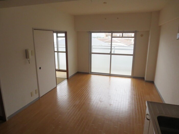 物件内観写真9　(居室)