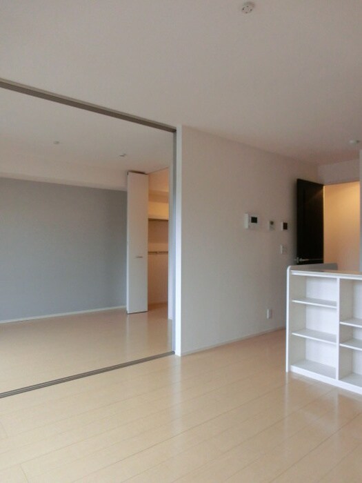 物件内観写真5　(居室)