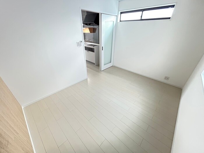 物件内観写真9　(居室)