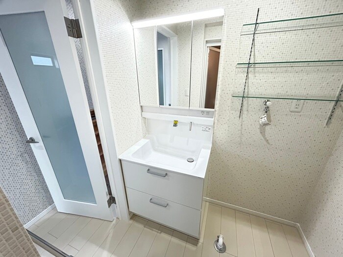 物件内観写真13　(洗面)